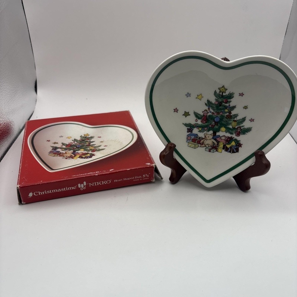 Nikko~Christmastime/Happy Holidays~Heart Shaped Dish~5.75"~IOB
